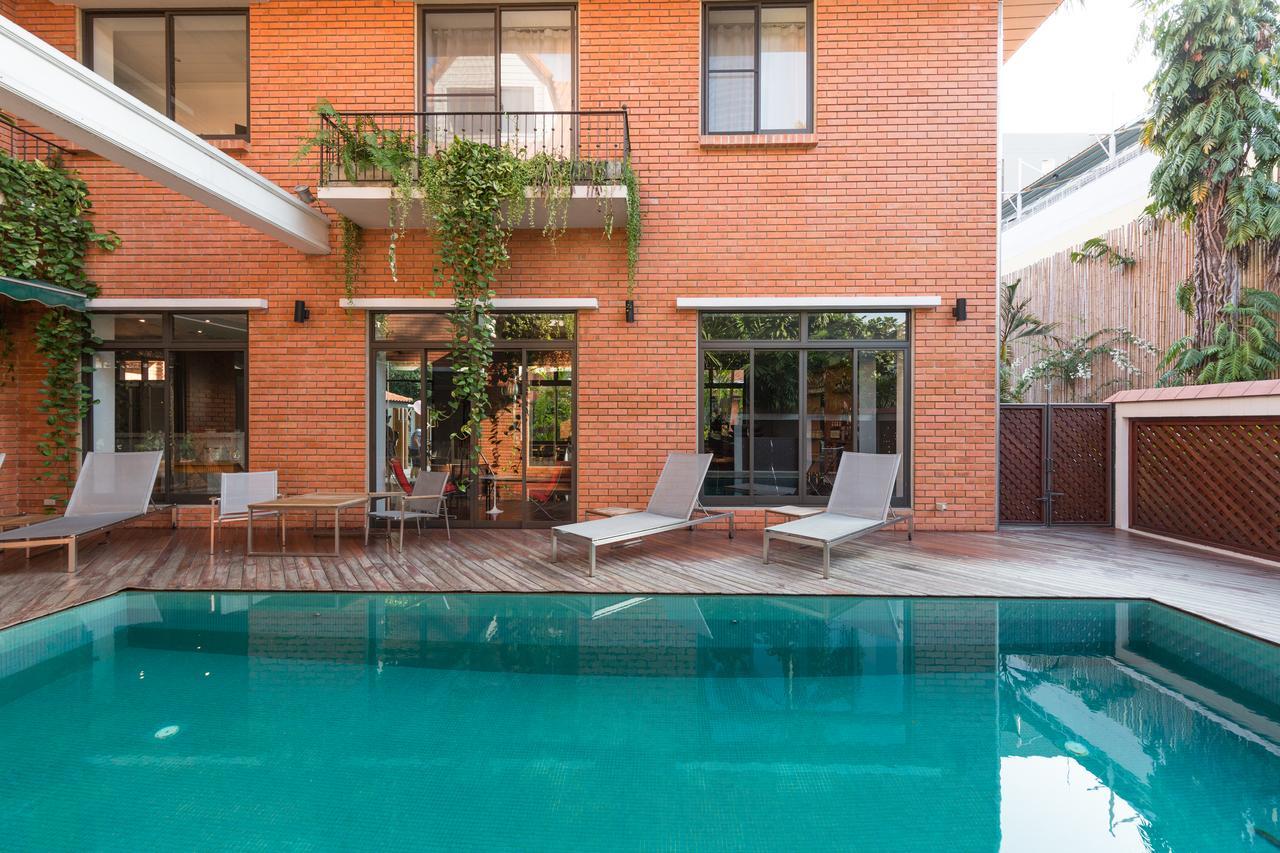 The Twelve Hotel Bangkok Exterior photo