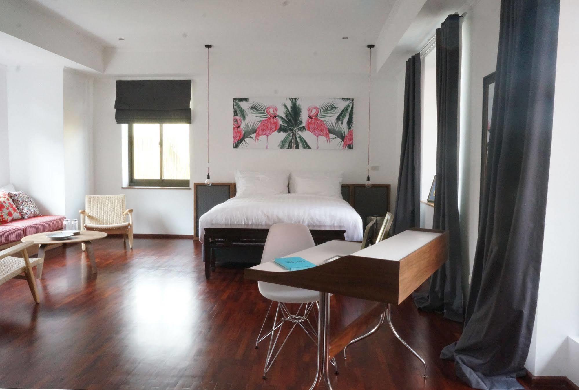The Twelve Hotel Bangkok Exterior photo